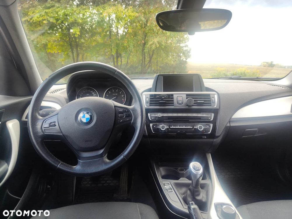 BMW Seria 1 116i - 7