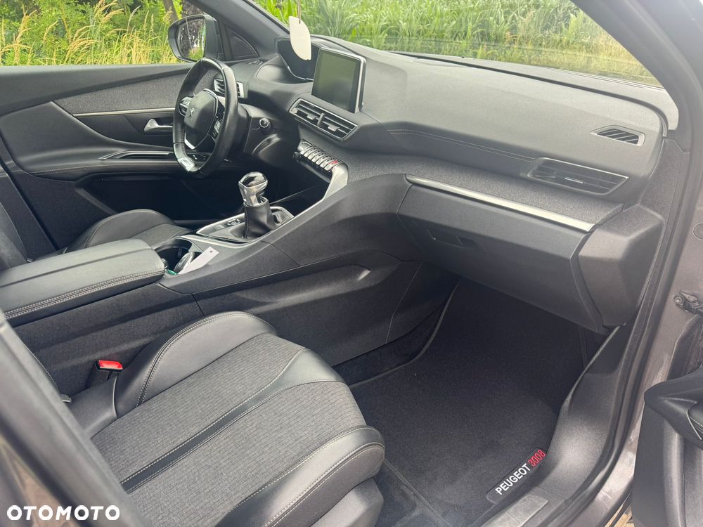 Peugeot 3008 1.5 BlueHDi GT S&S - 26