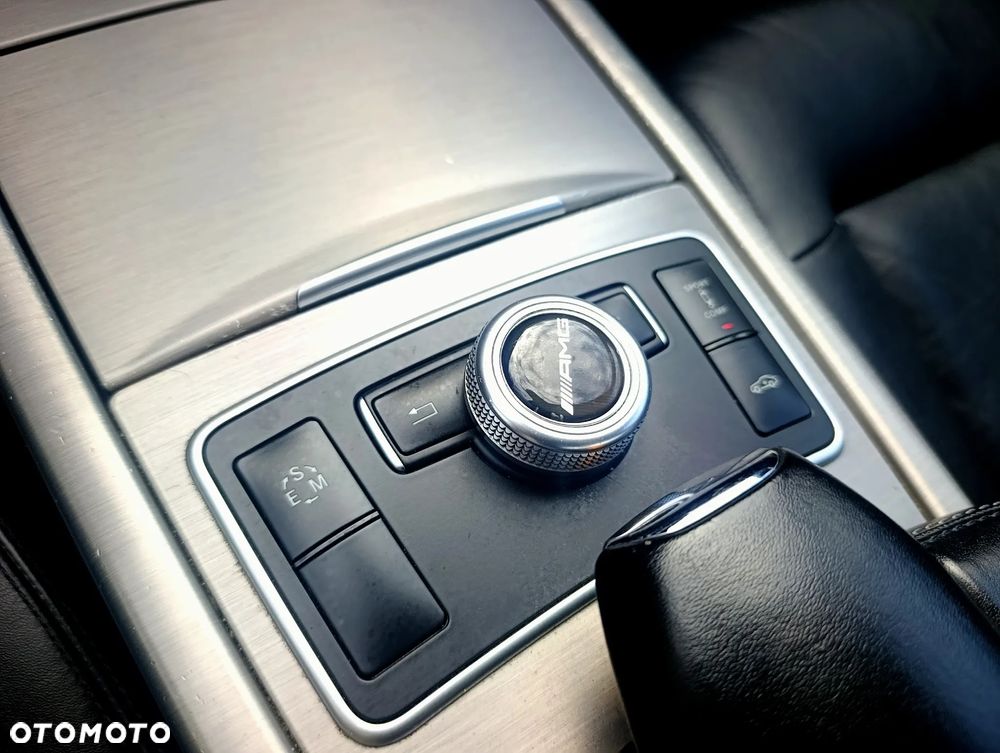 Mercedes-Benz Klasa E 500 7G-TRONIC Avantgarde - 22