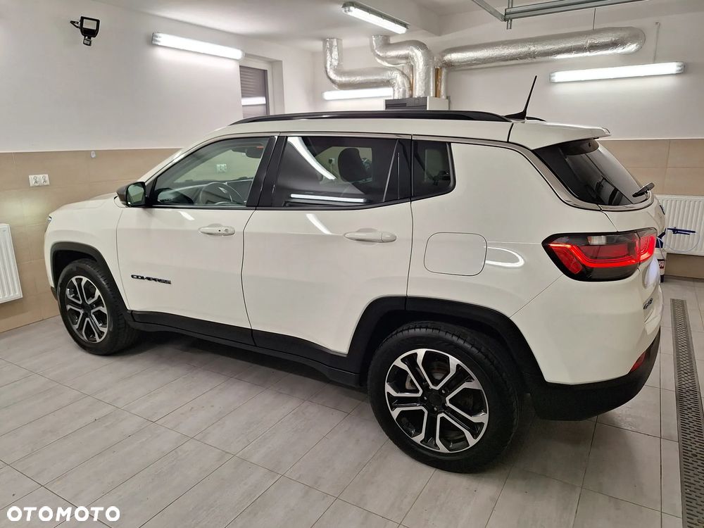 Jeep Compass 1.3 T4 PHEV 4xe Longitude S&S - 8