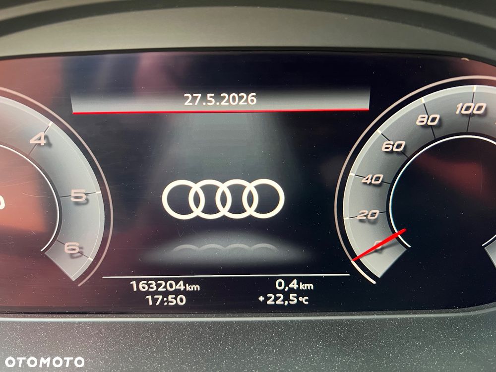 Audi A4 Avant 30 TDI S tronic - 13