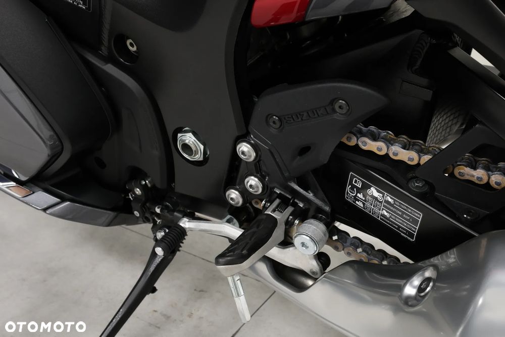 Suzuki GSX - 25