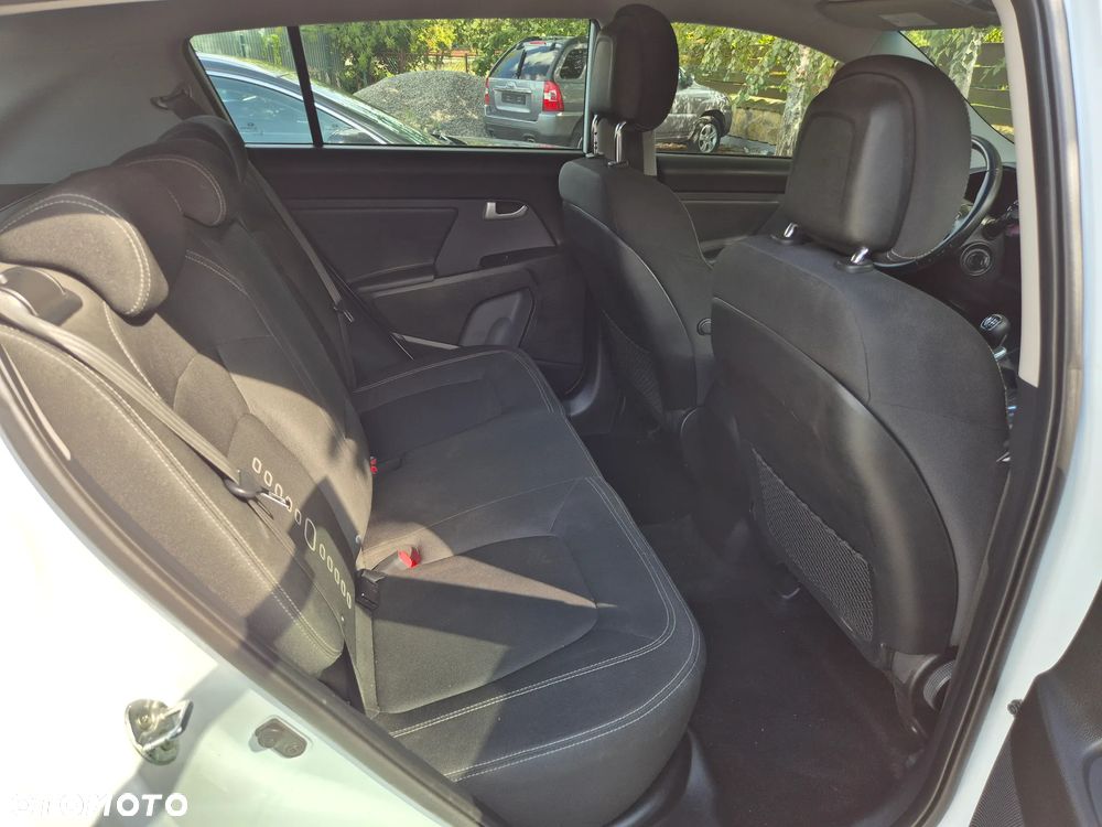 Kia Sportage 1.7 CRDI 2WD Vision - 22