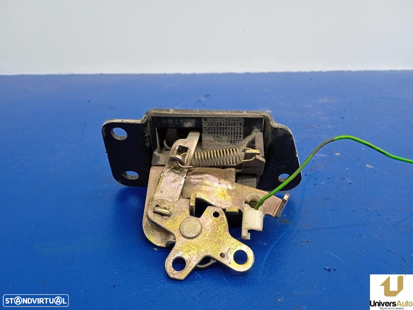 FECHADURA MALA / PORTA TRASEIRA HYUNDAI H-1 / STAREX LIMUSINA 2002 -D4BH - 4