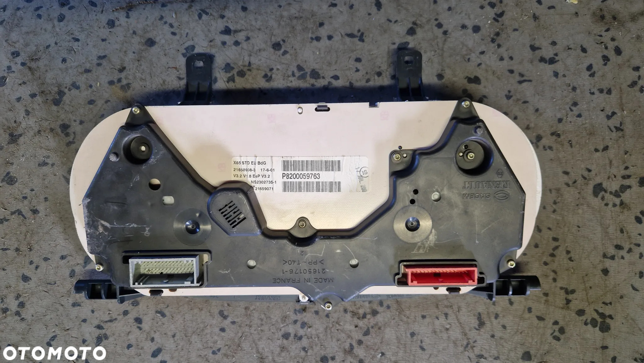 RENAULT CLIO II 1.2 16V LICZNIK P8200059763 - 2