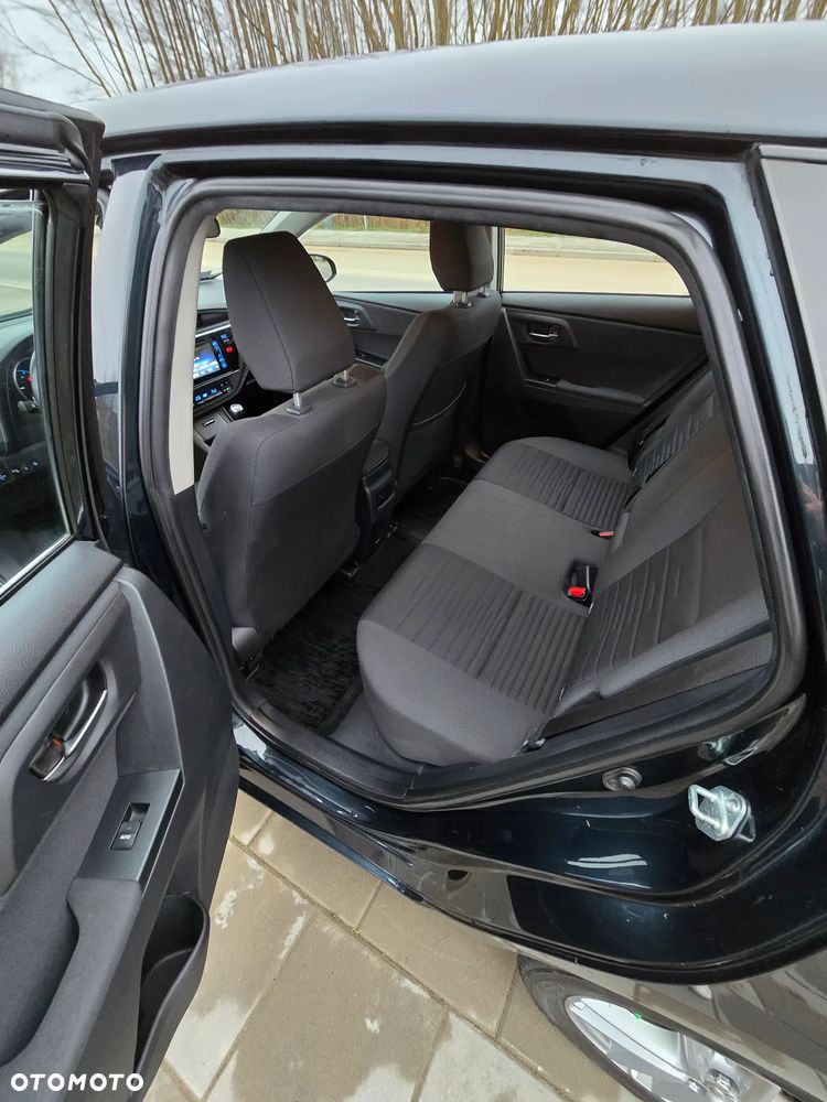 Toyota Auris 1.6 Premium Comfort - 13