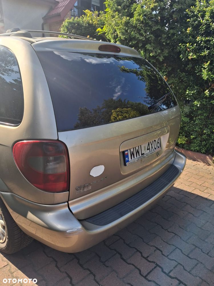 Chrysler Voyager 2.5L CRD SE - 2