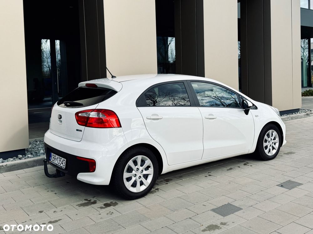 Kia Rio 1.2 Attract - 5