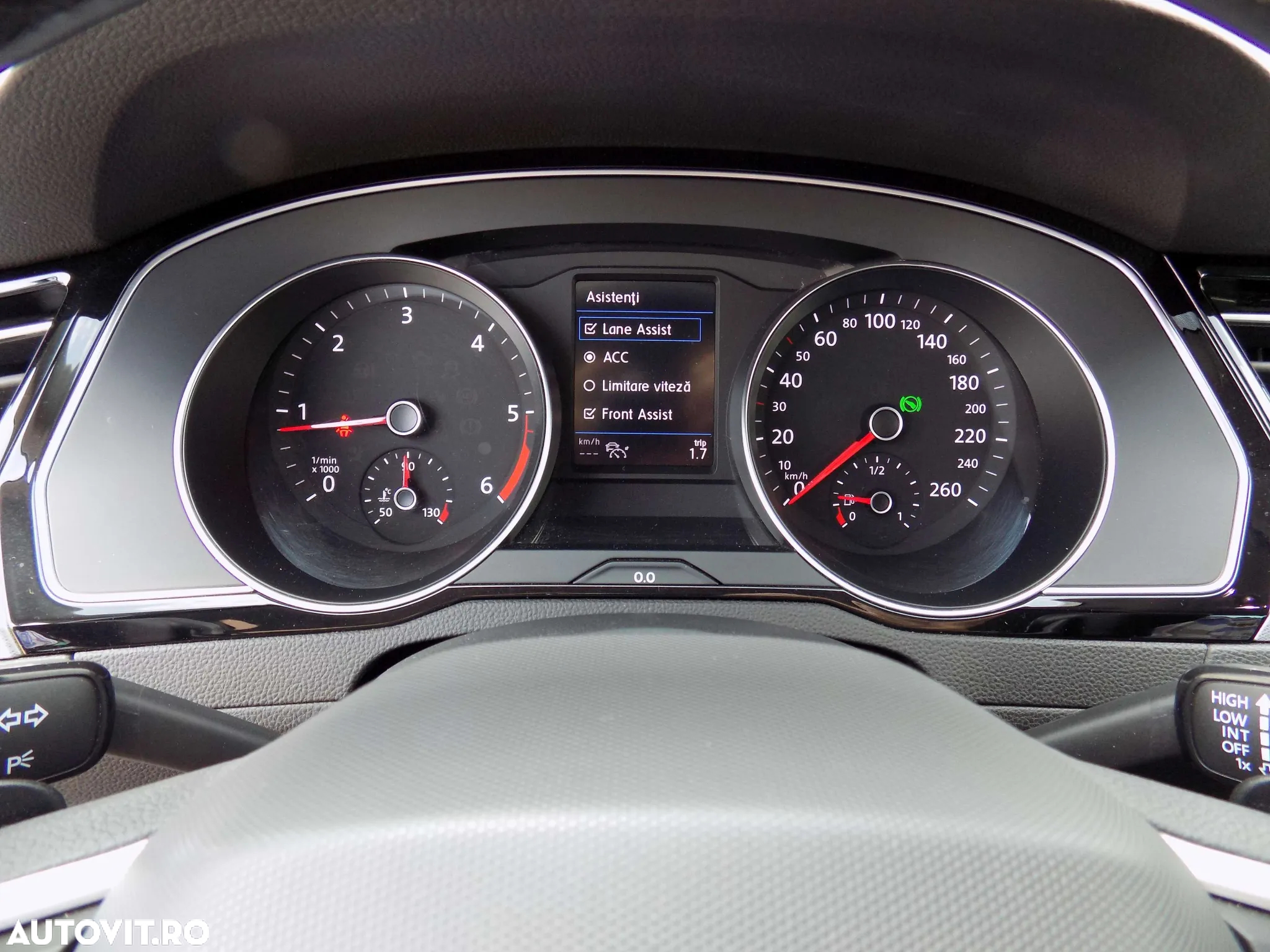 Volkswagen Passat 2.0 TDI DSG Comfortline - 15
