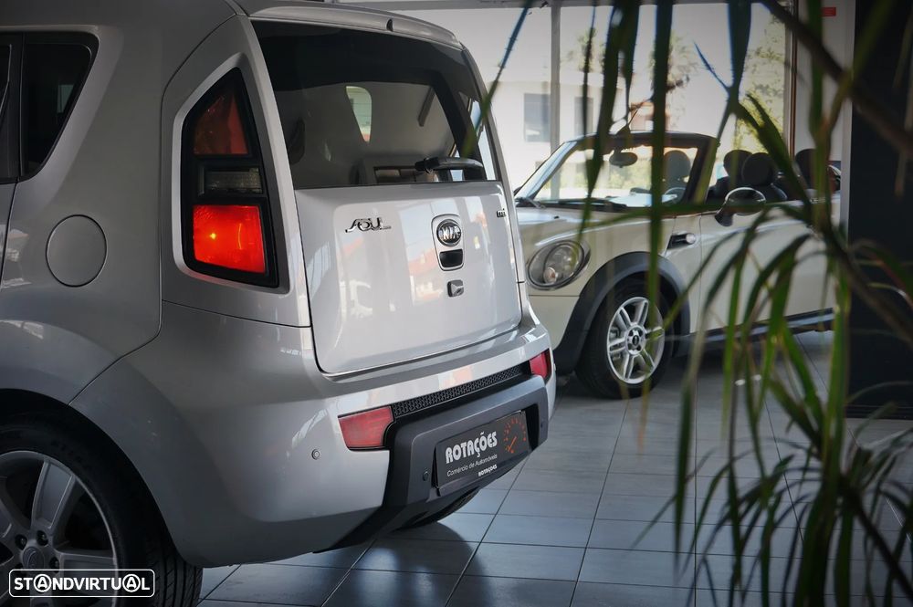 Kia Soul 1.6 CRDi EX - 32