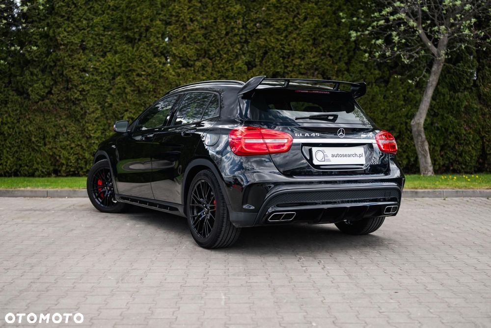 Mercedes-Benz GLA 45 AMG 4-Matic Edition 1 - 8