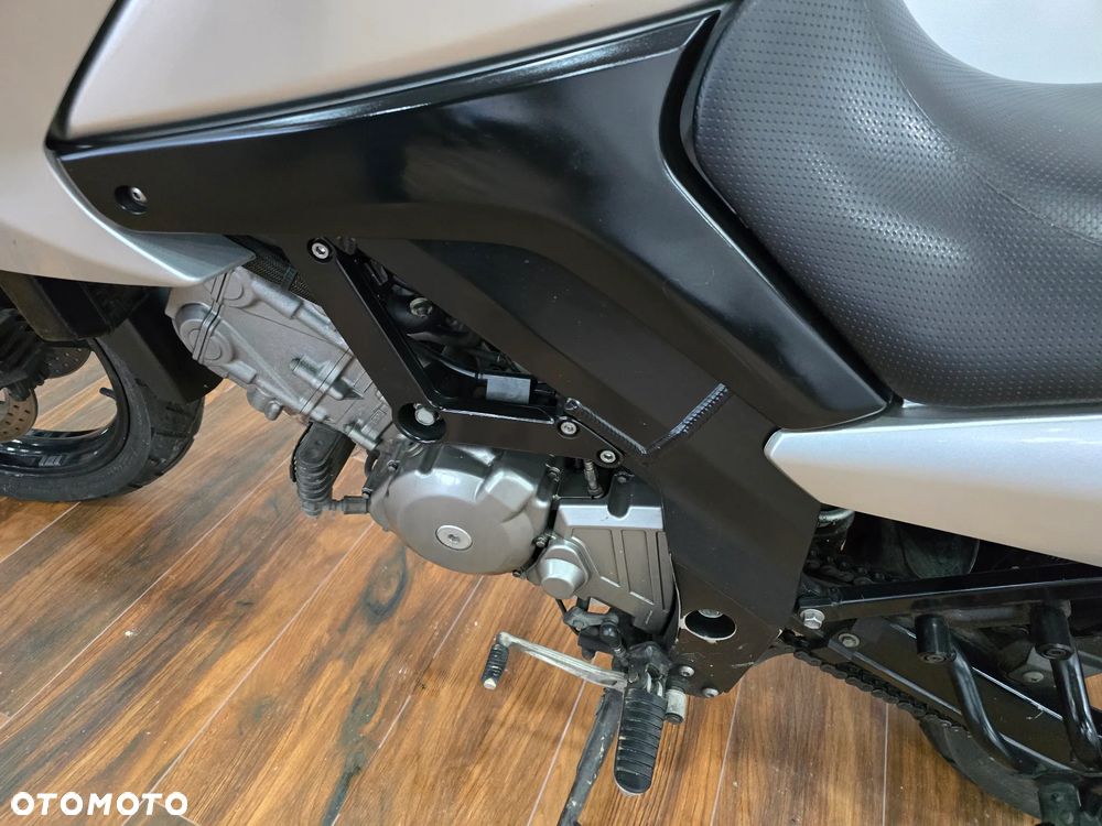 Suzuki DL - 25