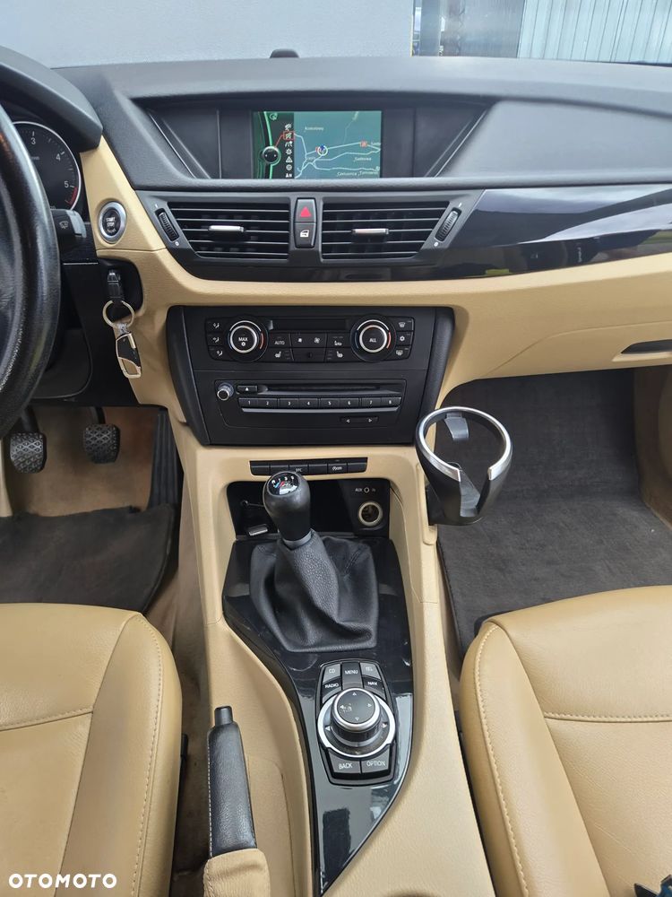 BMW X1 sDrive20d - 9