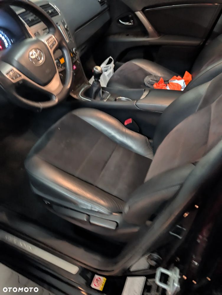 Toyota Avensis - 3