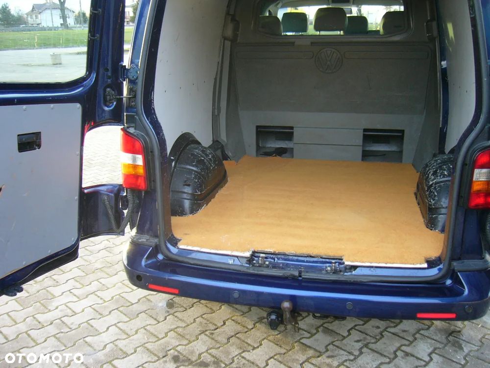 Volkswagen Transporter T5 LONG LIFT 2,5tdi 175 Ps - 8