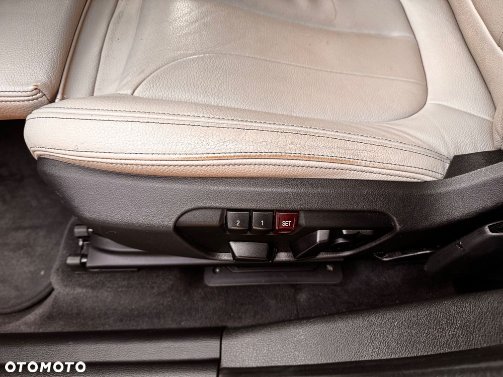 BMW X1 - 19