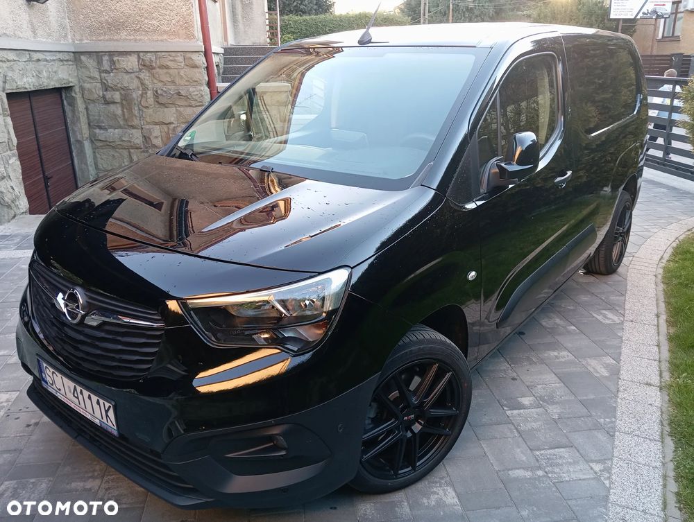 Opel Combo E - 1