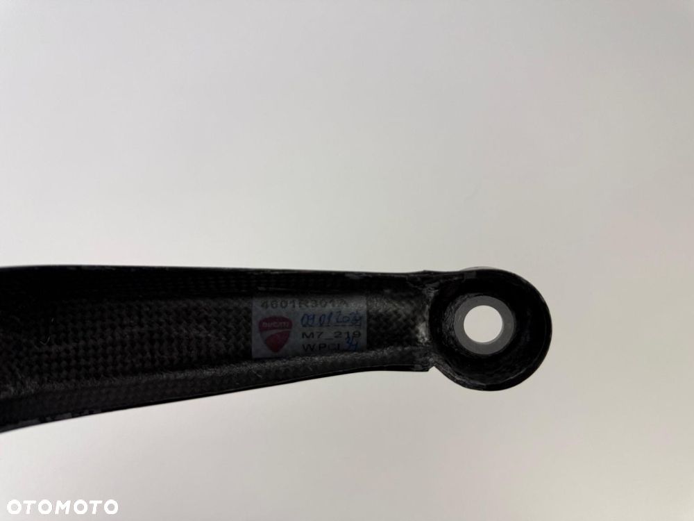 Prawy Handbar osłona dłoni Carbon Ducati Multistrada V4 RS 2024-25 - 16