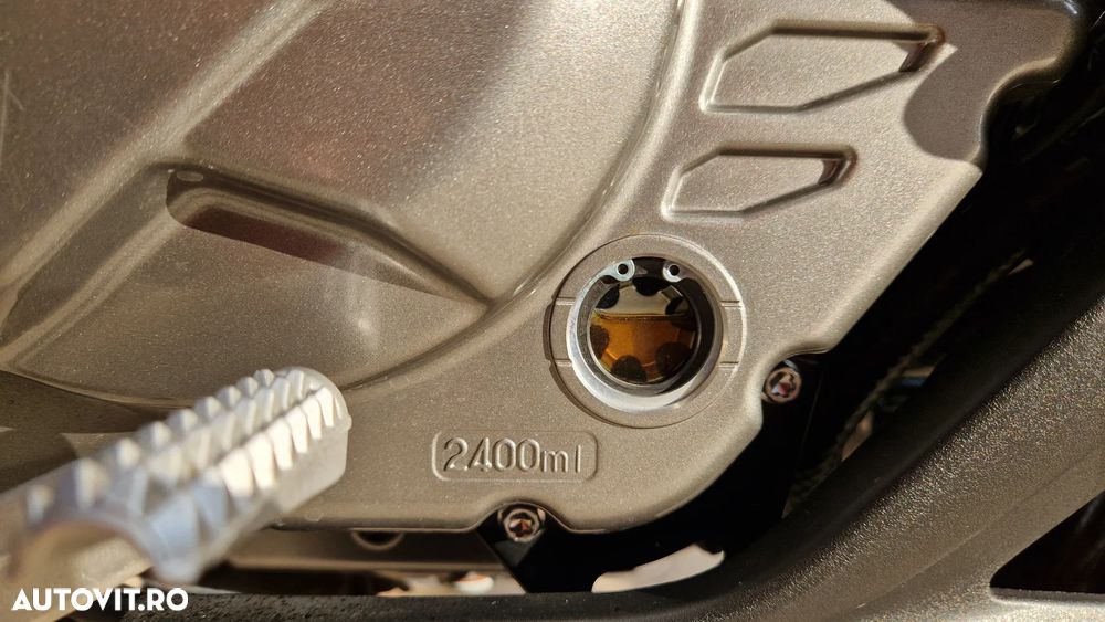 Suzuki DL 650XT V-Strom - 11