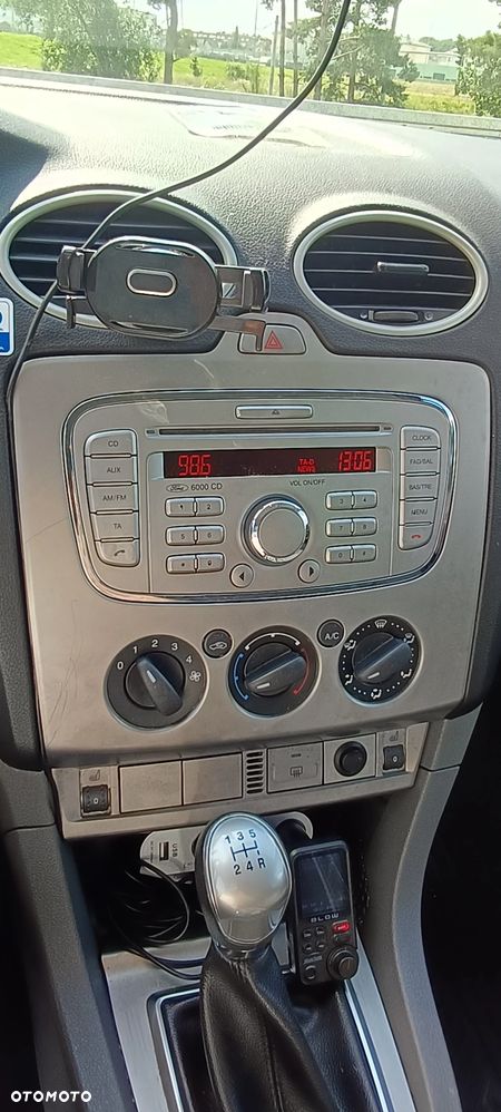 Ford Focus 1.6 TDCi Ambiente DPF - 6