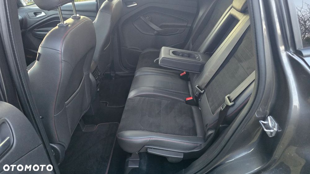 Ford Kuga 2.0 TDCi 4x4 ST-Line - 13
