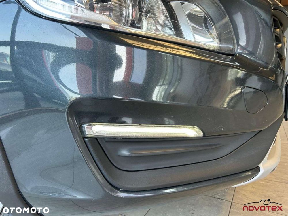 Volvo V60 Cross Country D3 Drive-E Momentum - 8