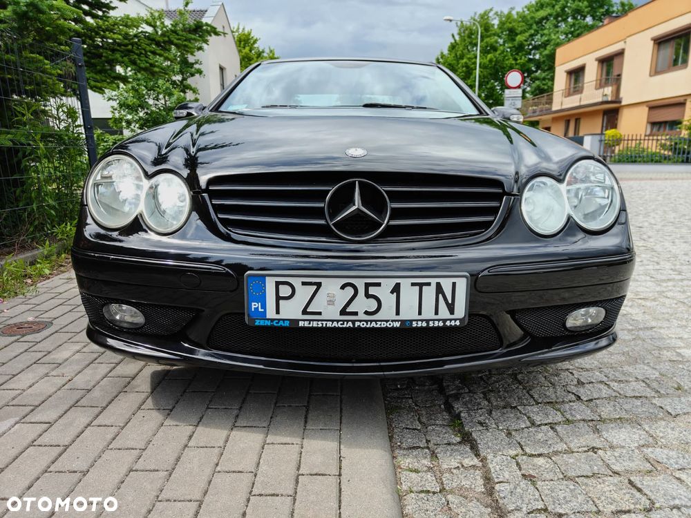 Mercedes-Benz CLK - 15