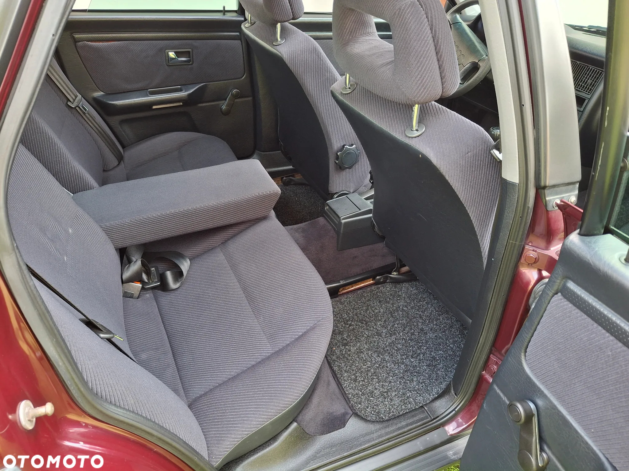 Audi 80 2.0 E - 22