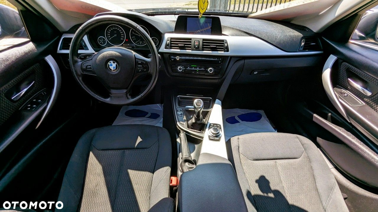 BMW Seria 3 - 13