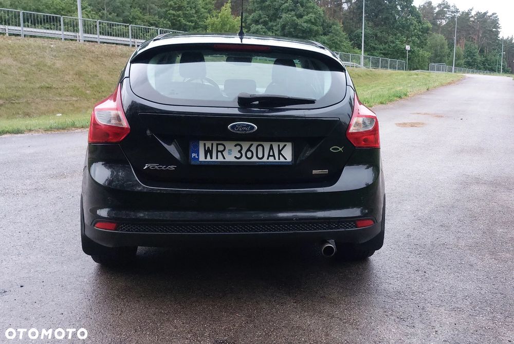 Ford Focus 1.6 EcoBoost Titanium - 11