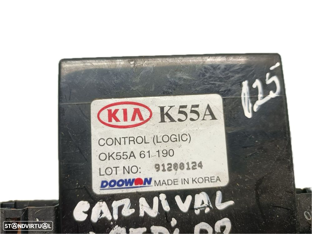 Comando / Botão De Sofagem / Climatronic Kia Carnival Ii (Gq) - 2