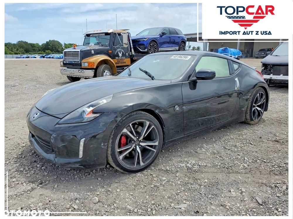 Nissan 370 Z - 1