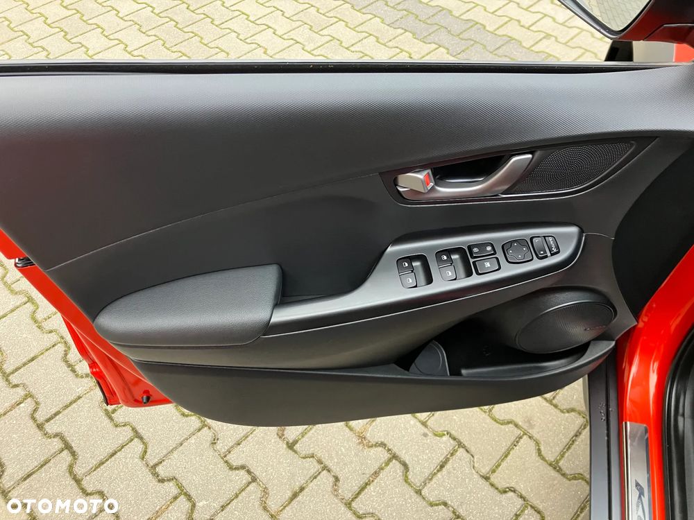 Hyundai Kona 1.6 T-GDI DCT 4WD Premium - 17