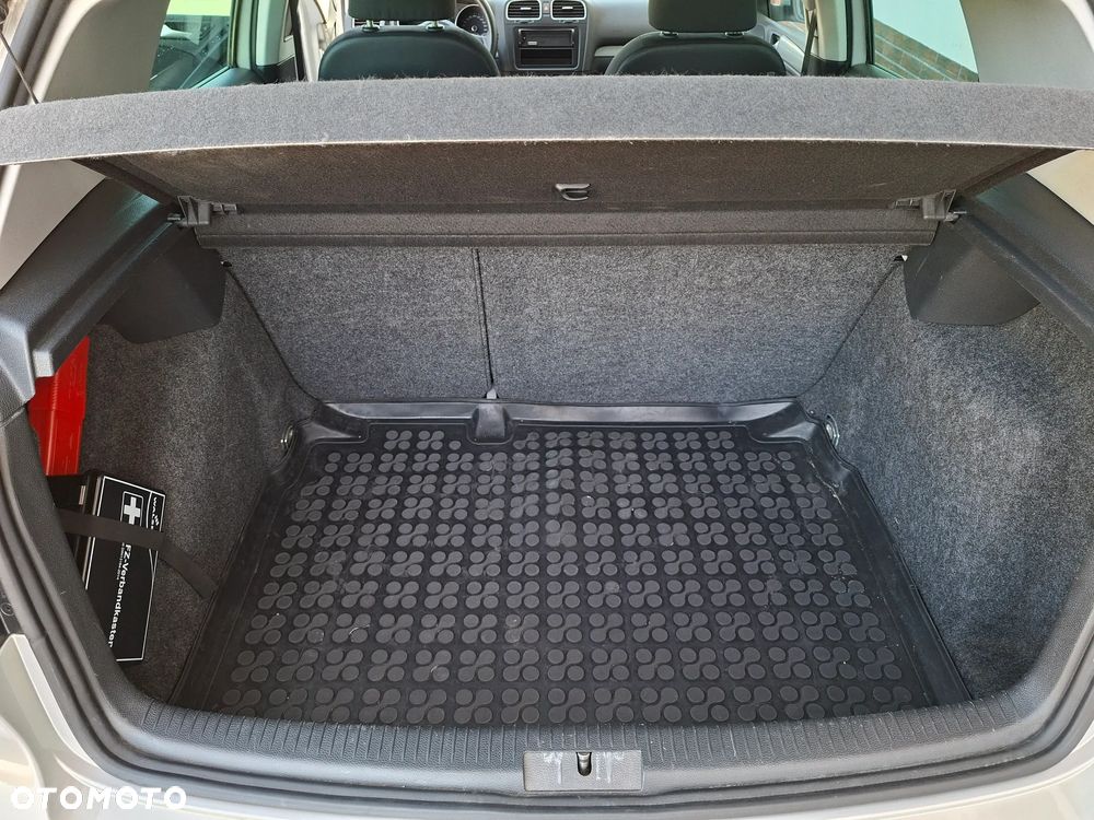 Volkswagen Golf - 11