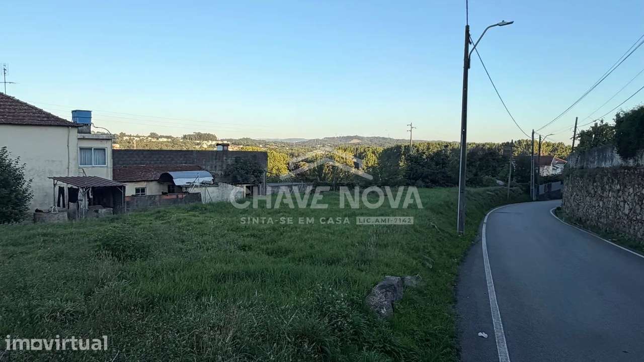 Terreno Urbano em Stª Maria da Feira - Grande imagem: 4/8
