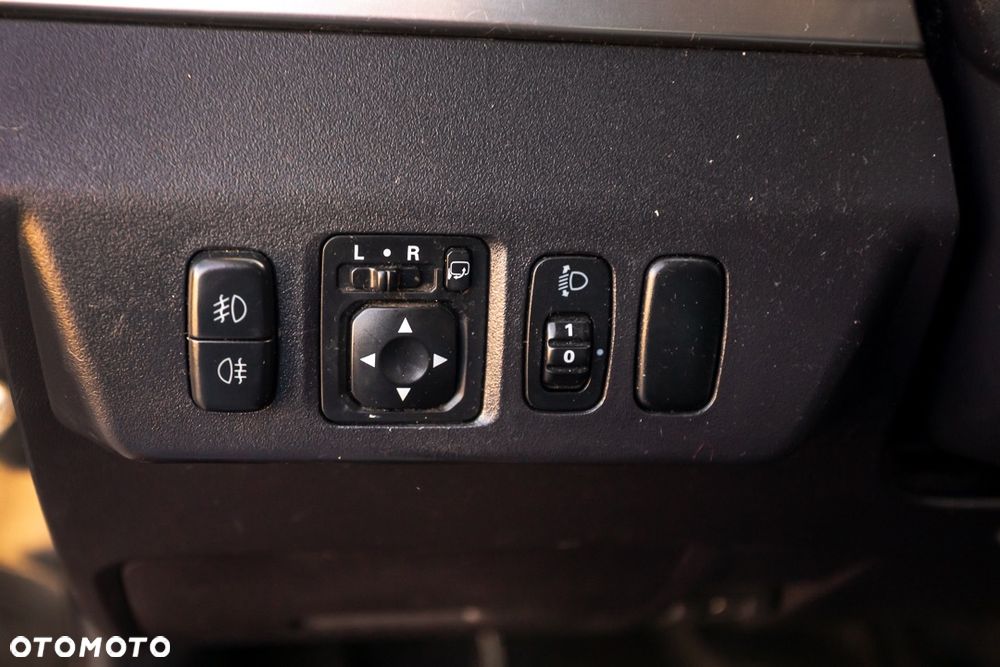 Mitsubishi Pajero 3.2 DI-D Invite - 29