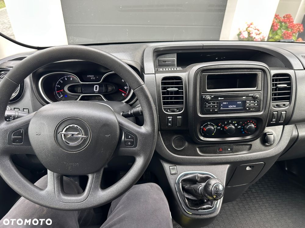 Opel Vivaro - 20