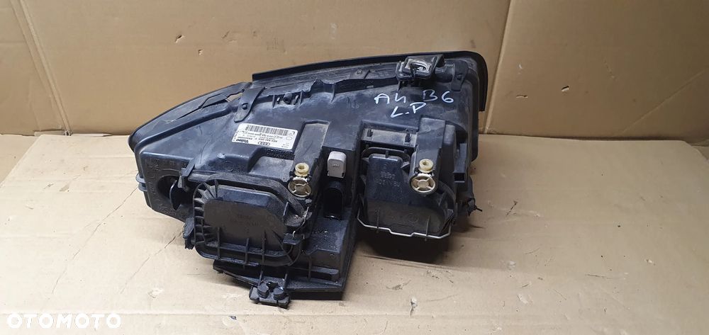 Lampa lewy przód przednia lewa Audi A4 B6 8E0941003F - 6