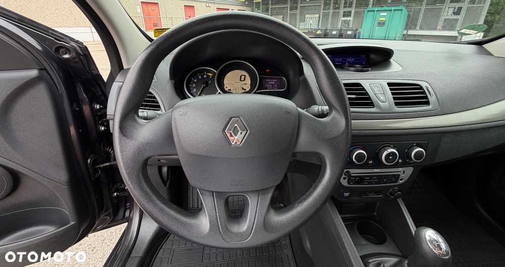 Renault Megane 1.6 16V 100 Authentique - 7