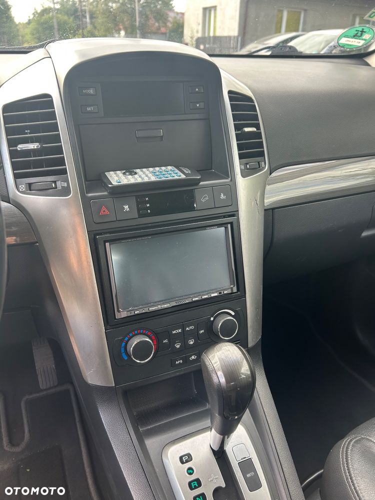 Chevrolet Captiva 3.2 4WD 7 Sitzer LT - 24