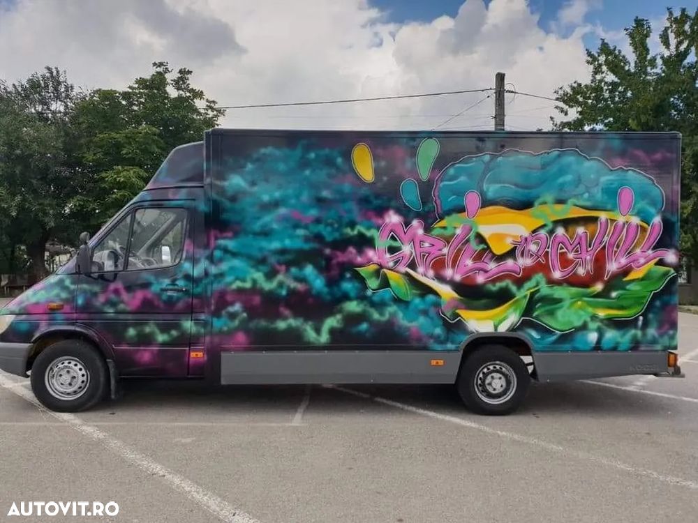 Mercedes-Benz Sprinter - 4