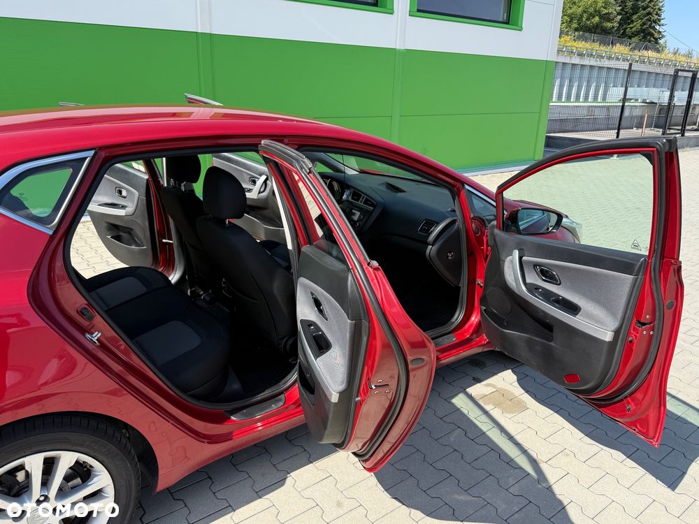 Kia Ceed 1.6 GDI L Business Line - 6