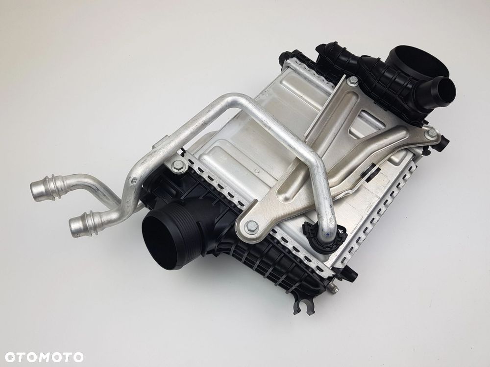 NOWA ORYGINALNA Chłodnica powietrza Intercooler Mercedes x247 GLB - 5