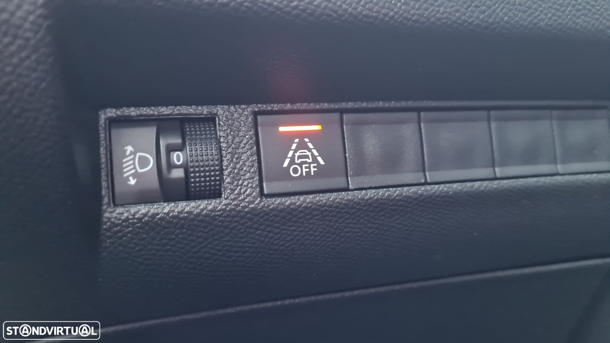 Peugeot 208 1.5 BlueHDi Active - 11