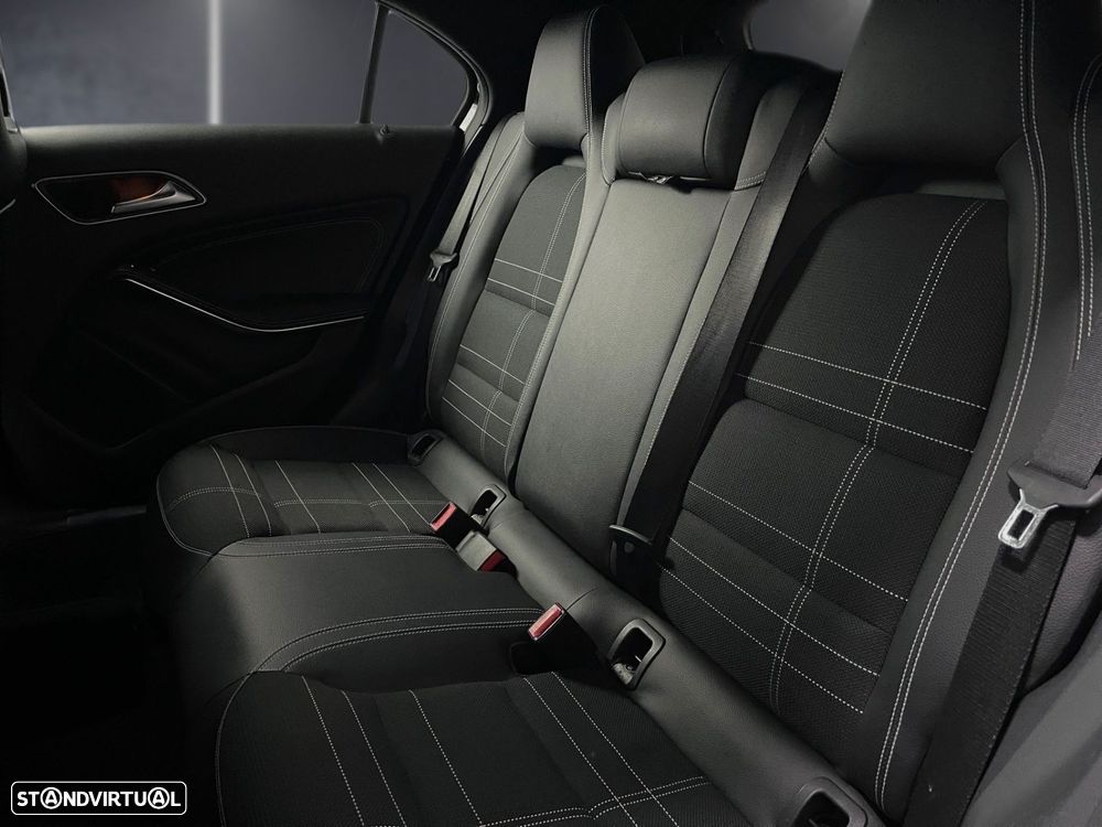 Mercedes-Benz A 200 d Urban Aut. - 29