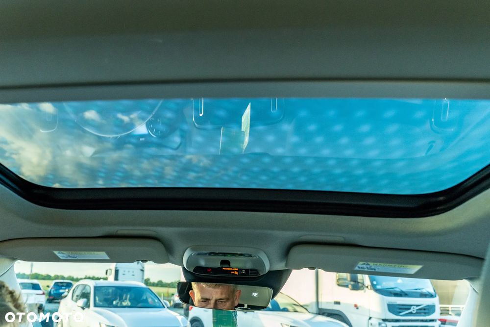 Volvo XC 40 T5 AWD Geartronic Momentum Pro - 35