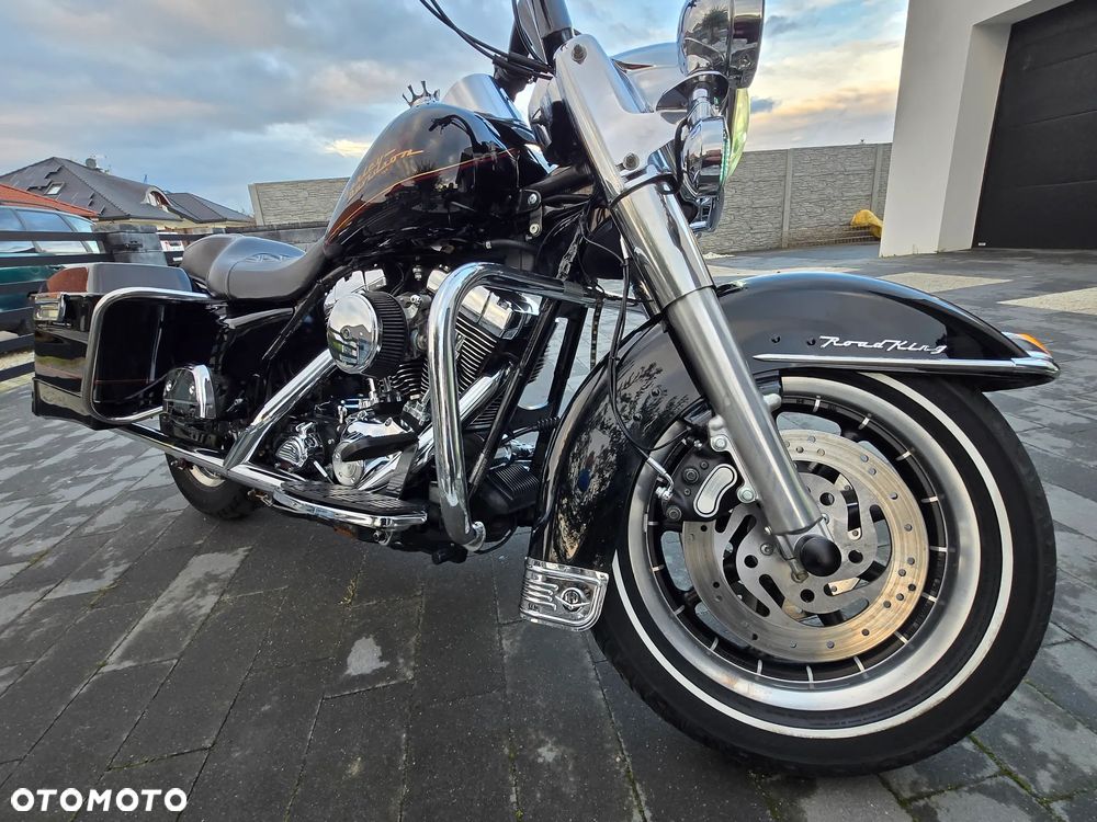 Harley-Davidson Touring Road King - 15