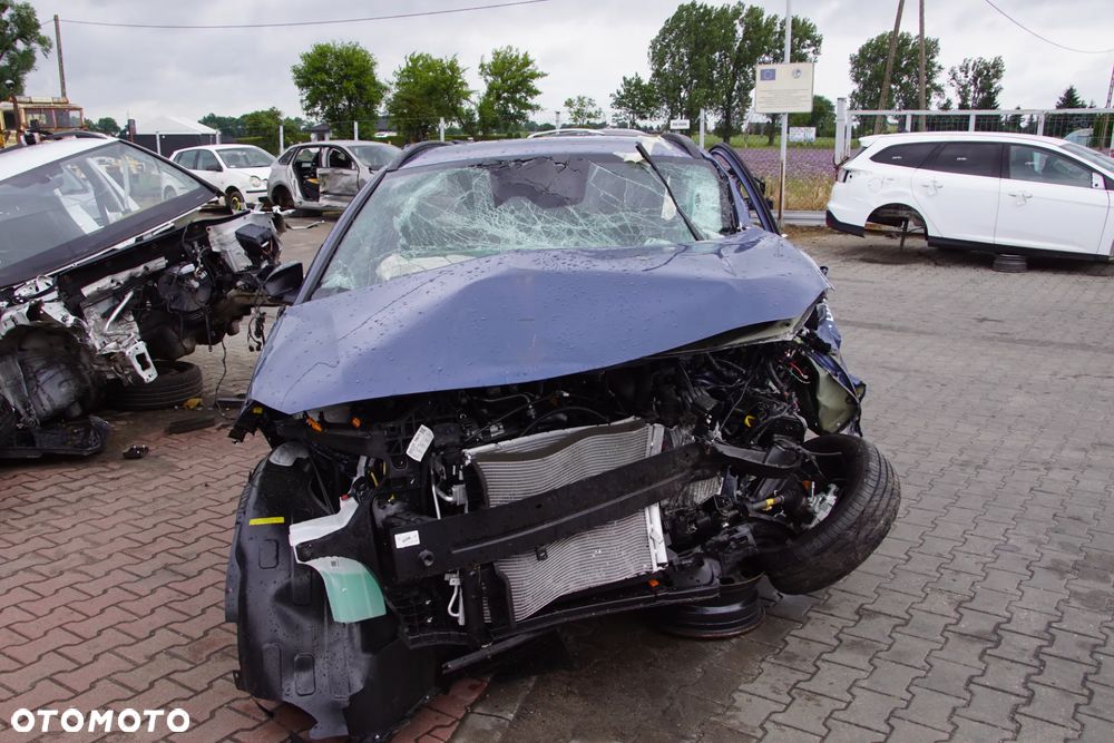 Auto na części - Hyundai Bayon Lift 1.0 T-GDI 90 KM G3LE D7GF1 UC3 2026R Silnik Skrzynia Drzwi Błotnik Klapa Zderzak Lampa Lusterko Klamka Szyba Deska Kokpit Sterownik Moduł Czujnik Licznik Wyświetlacz Panel Kierownica - 9