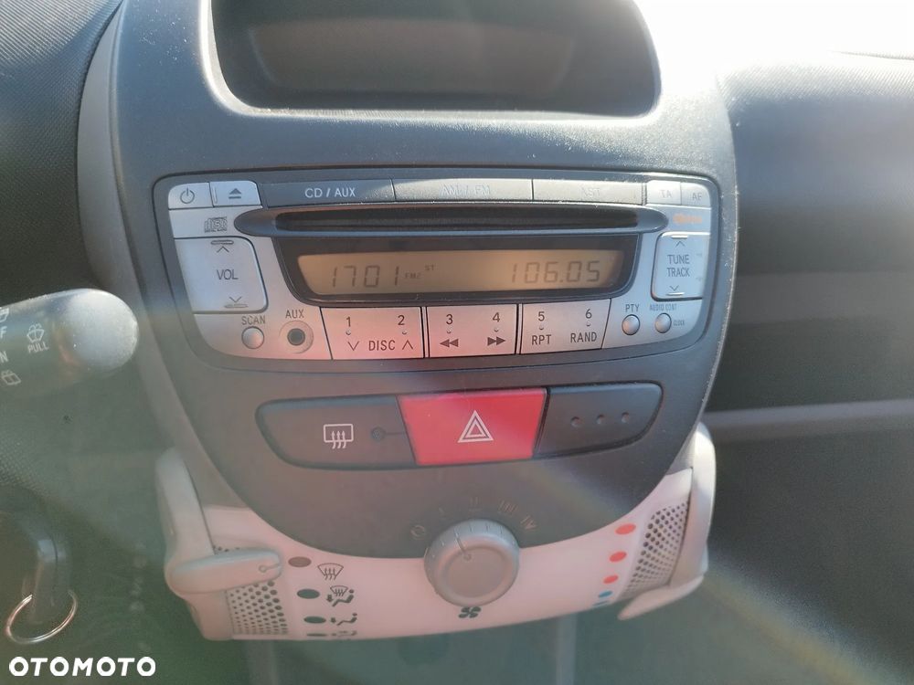 Peugeot 107 70 2-Tronic Filou - 5