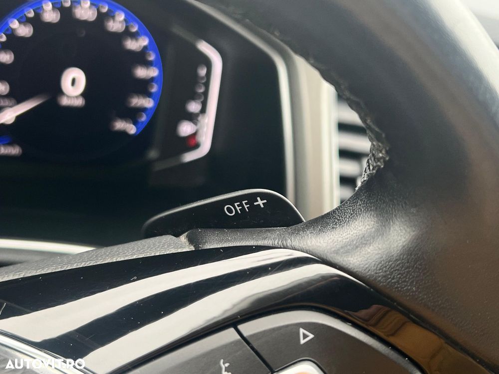 Volkswagen T-Roc 2.0 TDI SCR DSG Style - 23